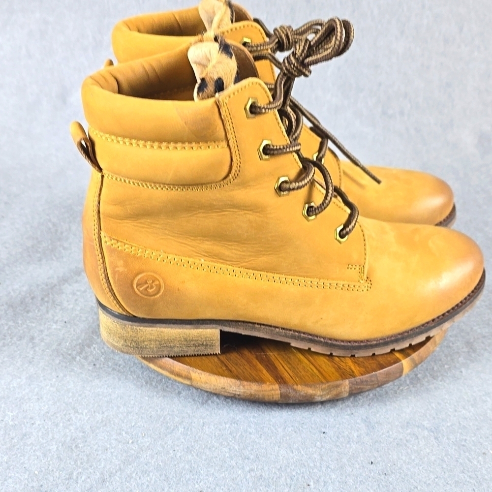 Women's Bronx boots size 7.5 leopard print tongue..